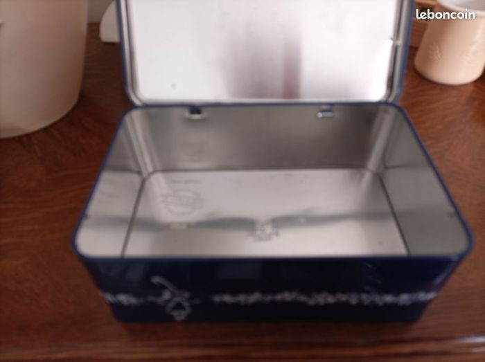 Boite en metal rectangulaire - photo numéro 2