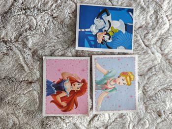 Lot de 3 cartes Panini un Monde Magique Disney 
