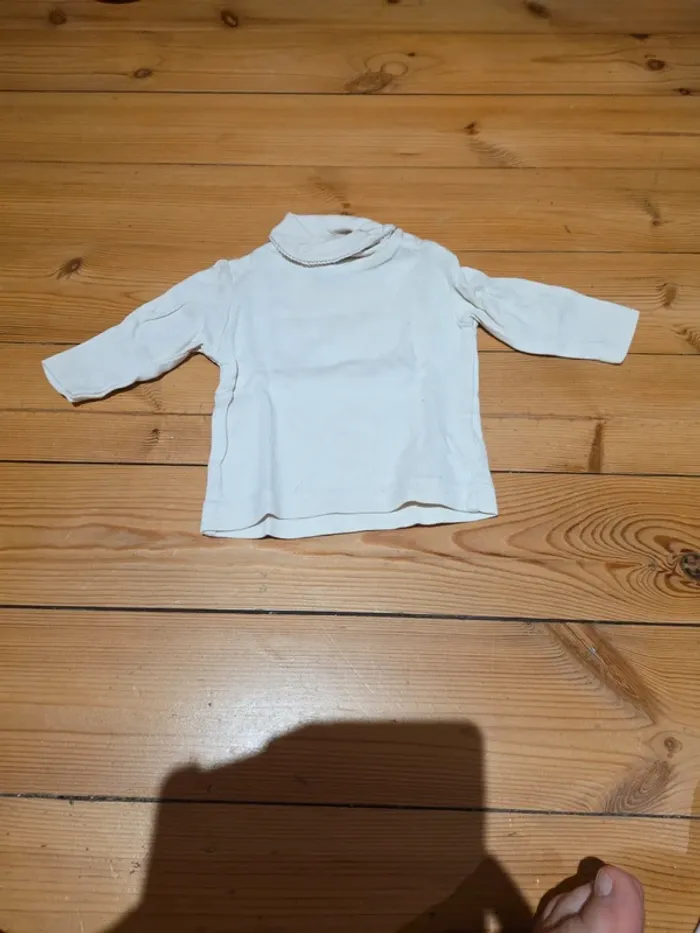 Lot de 8 vêtements diverse en 3 mois. - photo numéro 2