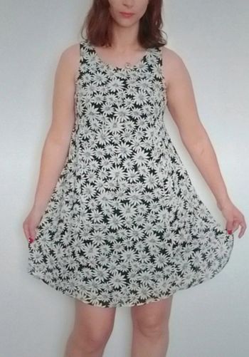 Robe d été fluide marguerites Mango taille 36