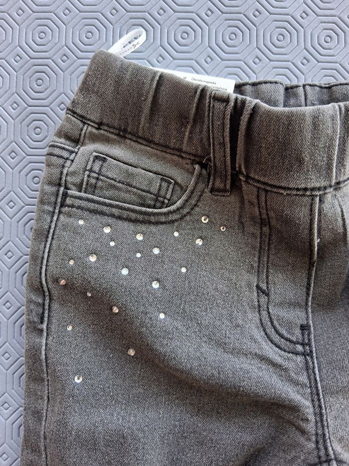 Jean skinny 5 ans c&a neuf - photo numéro 3