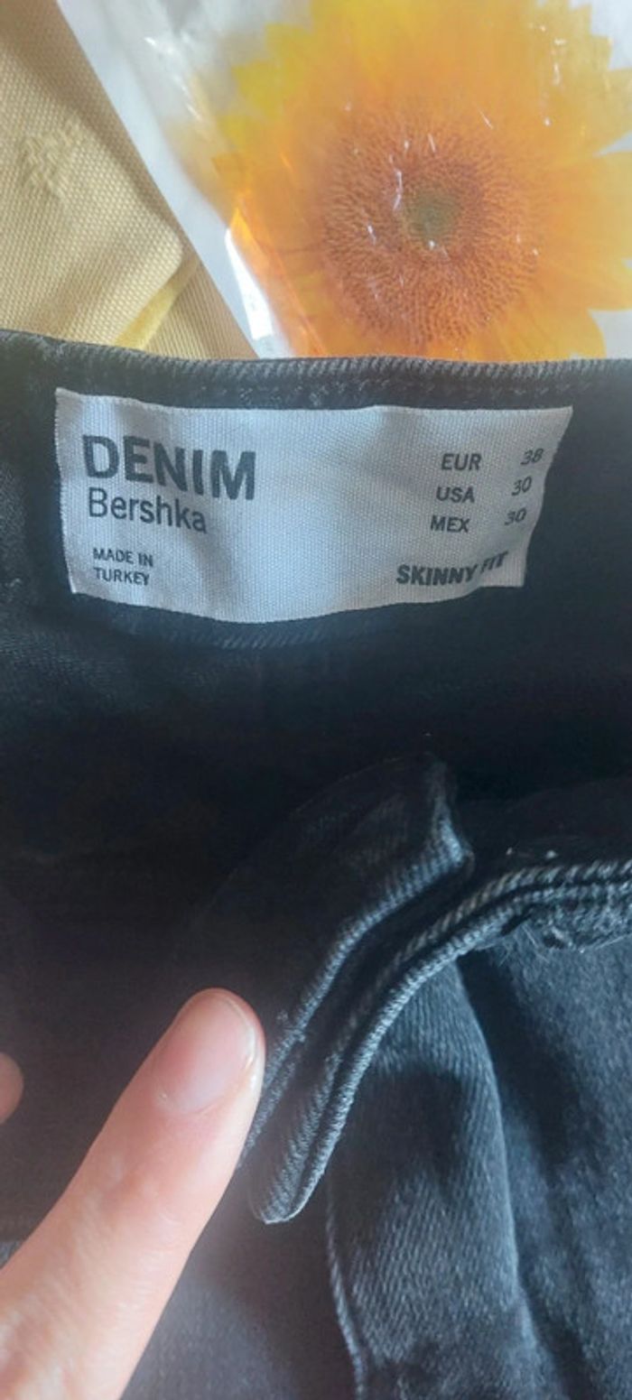 Jean état neuf - photo numéro 2