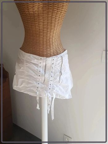 Jupe courte IKKS taille 38 très bon état