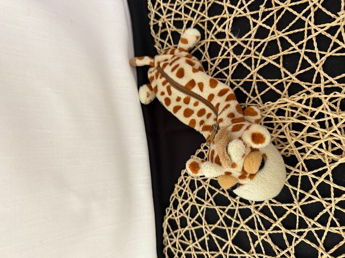 DOUDOU PELUCHE TROUSSE GIRAFE ECRU - photo numéro 3