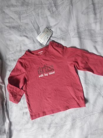 Haut bébé KIABI 6 mois  "Artist with big talent"