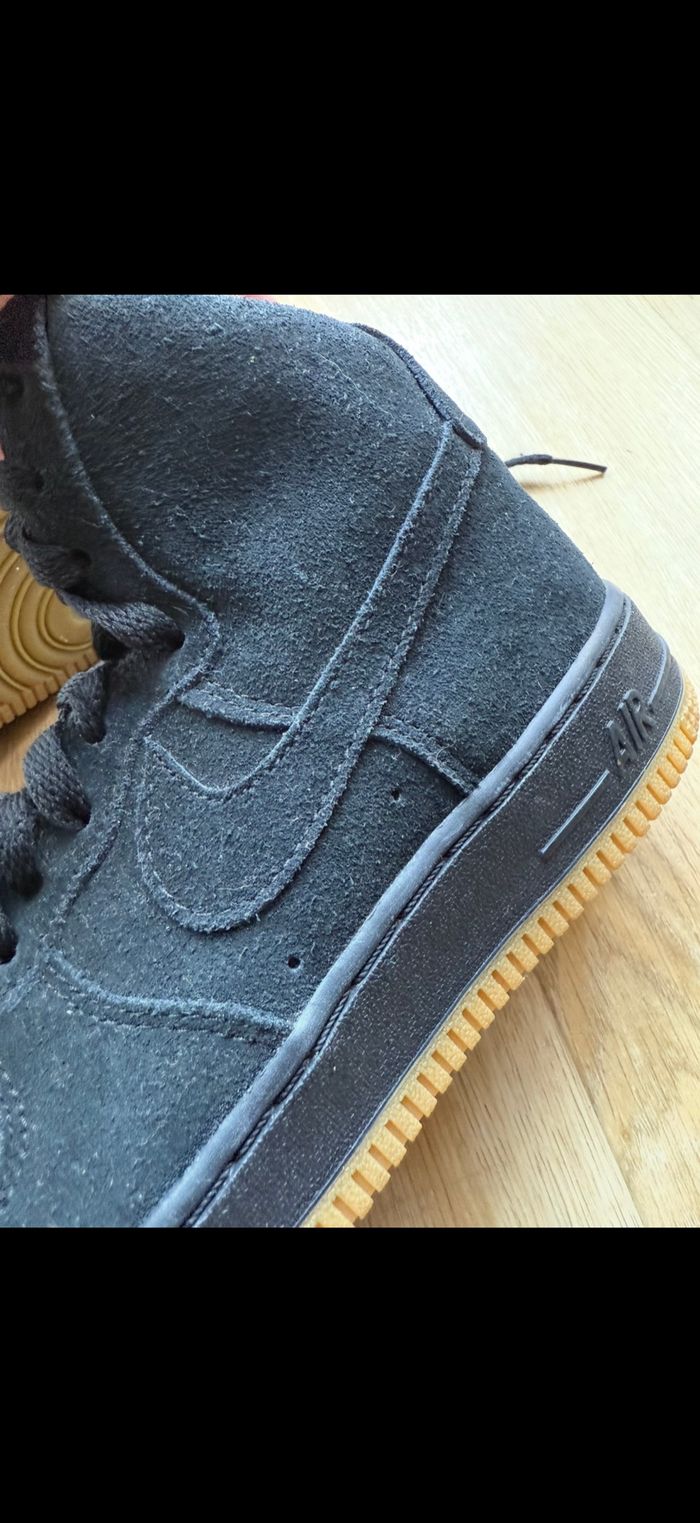 Basket Nike air force 1 high suede noir 37.5 neuf - photo numéro 4