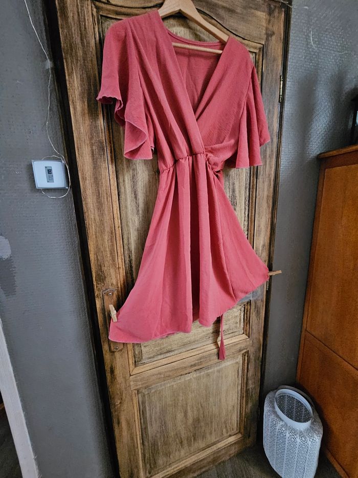 Robe fluide rose - photo numéro 2