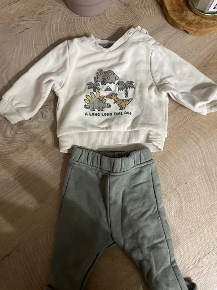 Ensemble Kiabi beige et Kaki