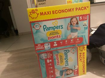 2 Pampers pants premium taille 5 x74