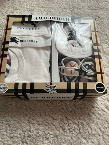 Ensemble 5 pieces bebe naissance 6 mois neuf