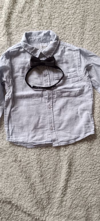 Chemise et noeud papillon taille 12/18 mois