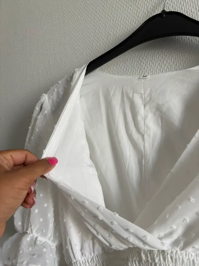Robe blanche à volants - taille M - photo numéro 4