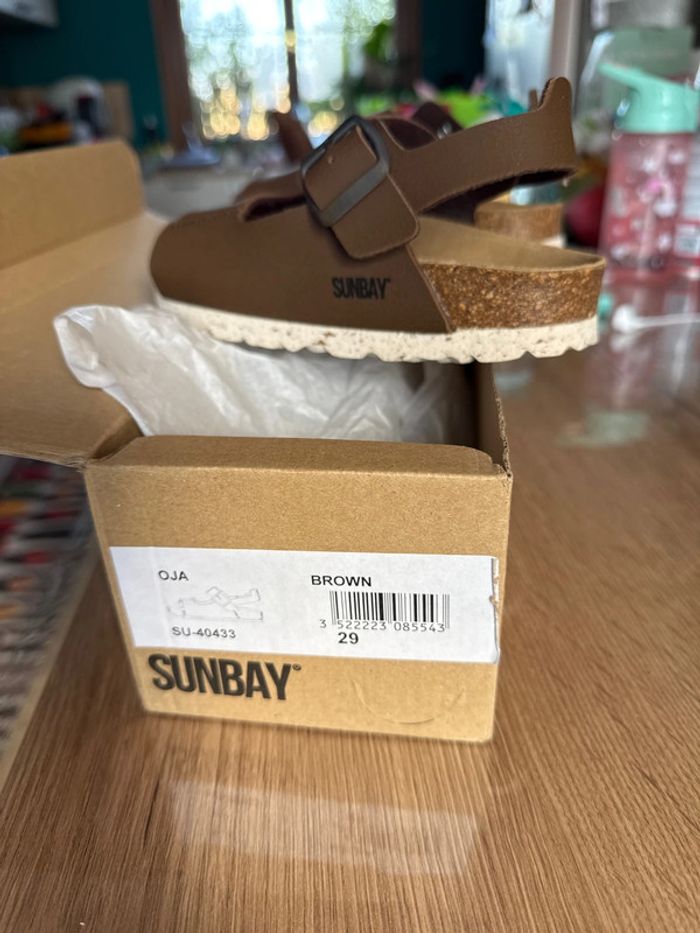 Superbes sandales Sunbay en cuir neuves avec étiquette pointure 29 - photo numéro 7