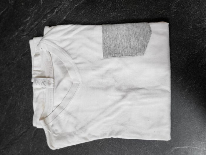 Lot vêtements 10ans garçon - photo numéro 3