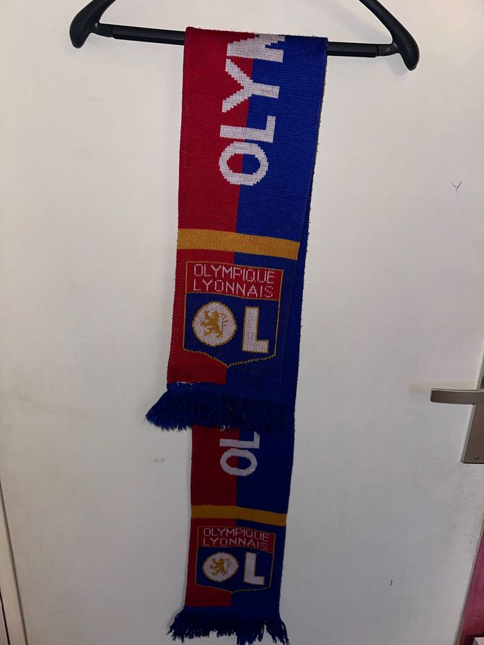 Écharpe umbro - photo numéro 2