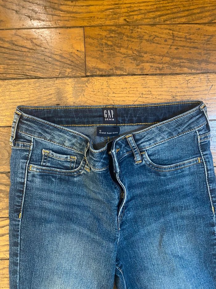 Jean GAP Denim Taille 12 ans - photo numéro 3