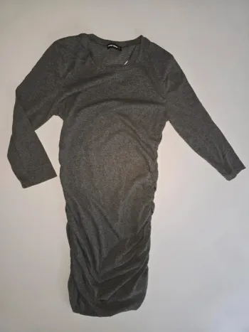 Robe à manches longues grise