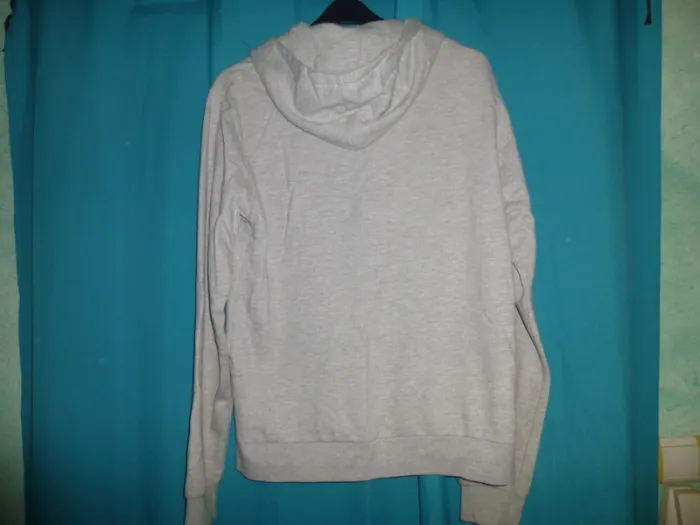 gilet à capuche sweat gris taille L - photo numéro 2