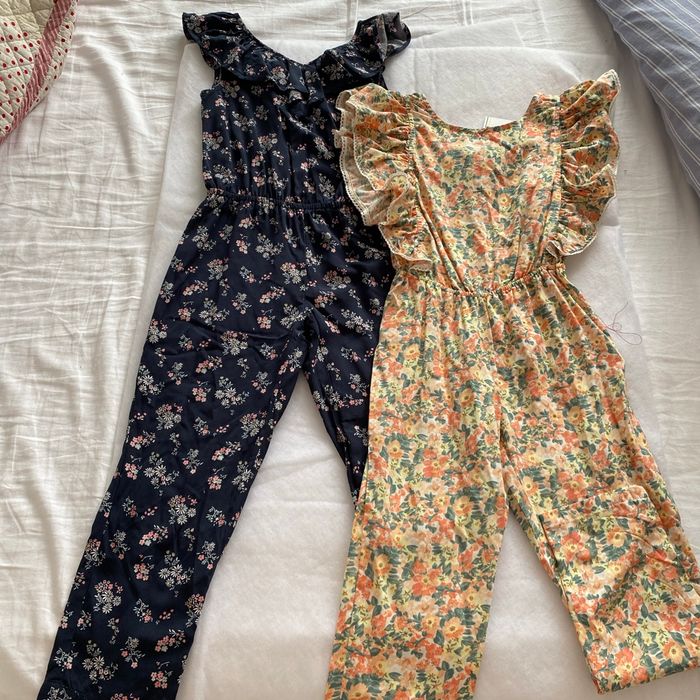 Lor de 2 combinaisons fleuries