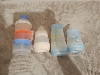 Lots de biberons / dosettes