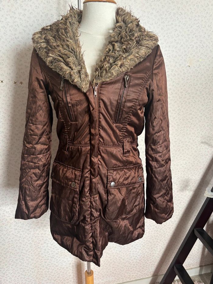 Doudoune avec grand col faux fur - Balmain taille 36