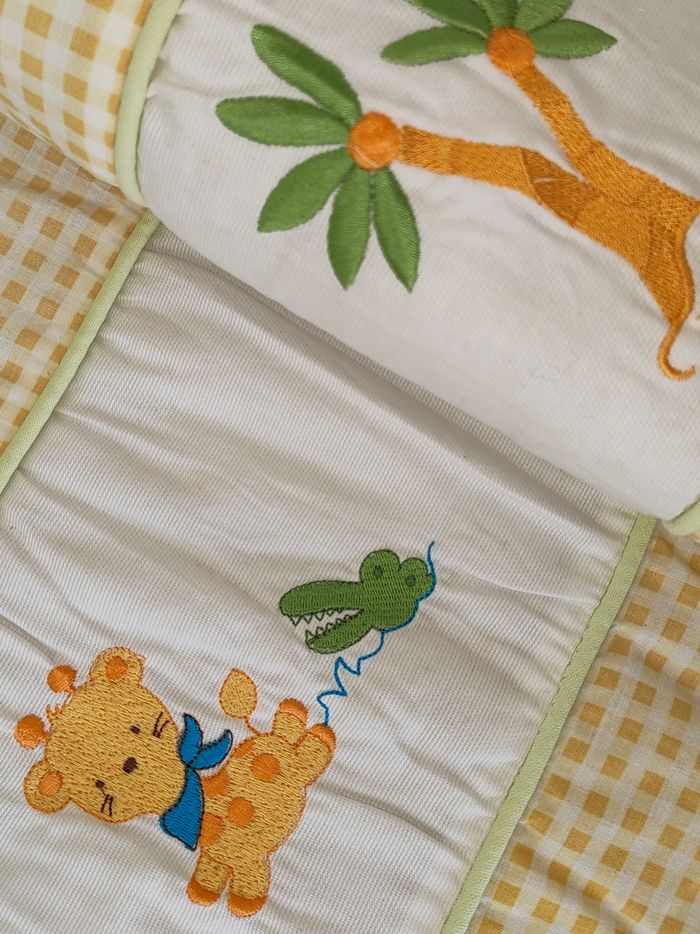 Parure de lit Bébé vichy broderies savane - photo numéro 4