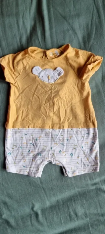 Bodyshort orchestra taille 1 mois