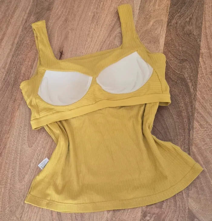 Top avec brassière rembourrée - photo numéro 4