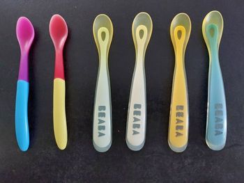 9 cuillères pour bébé