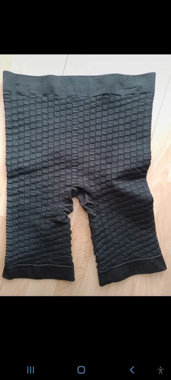 Caleçon court minceur 
Effet gainant 
Taille M
Orescience paris
Neuf