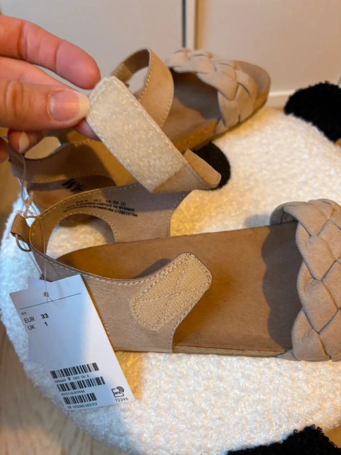 Neuves - Sandales H&M 33 - photo numéro 8