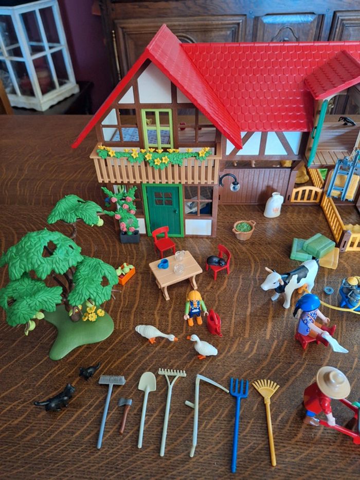 Playmobil ferme 6120 + tracteur + verger Offert - photo numéro 2