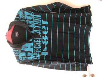 Haut homme, Cargo