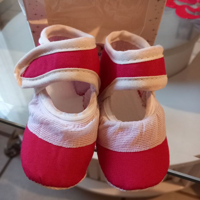 Chaussons bébé fille