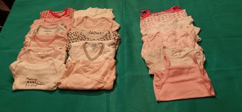 Lot n°3 = 3 mois fille