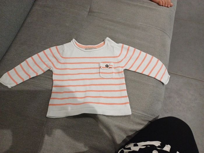 Pull grain de blé 3 mois.