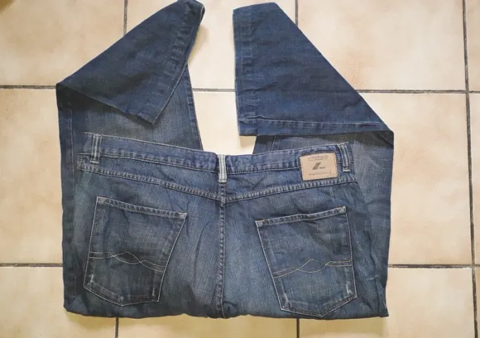 Jean homme T 42 - photo numéro 3