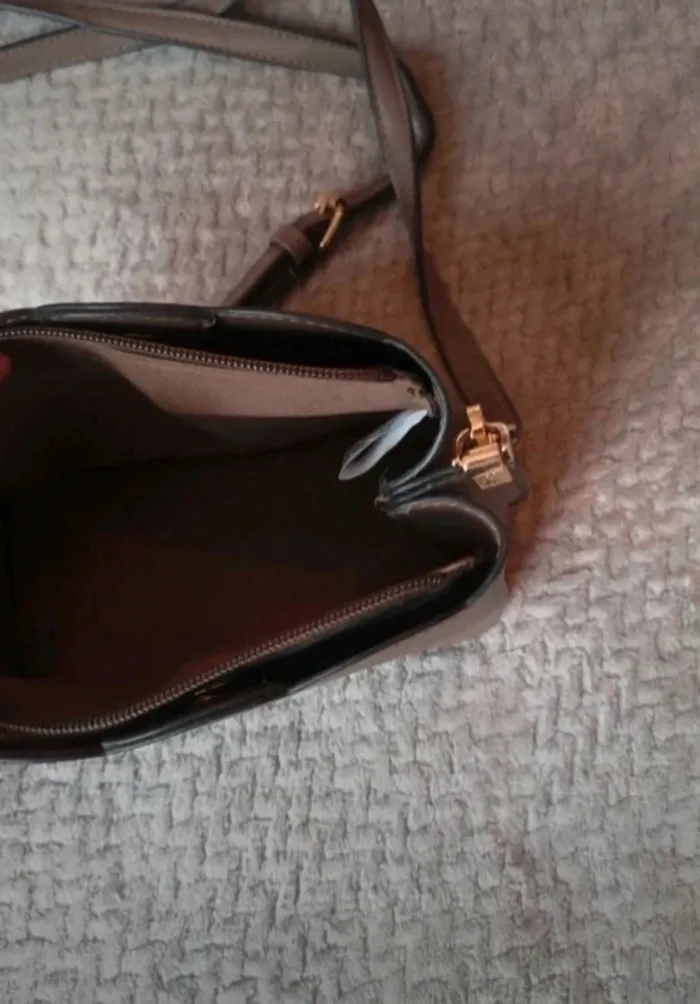 Sac bandoulière taupe élégant – pratique et tendance - photo numéro 4