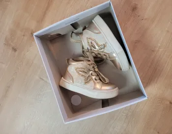 Baskets montantes dorées fille taille 21