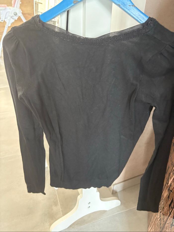 Pull noir - photo numéro 3