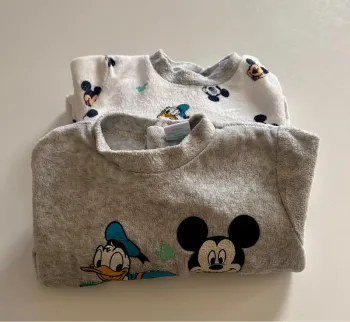 Lot de deux pyjamas Mickey