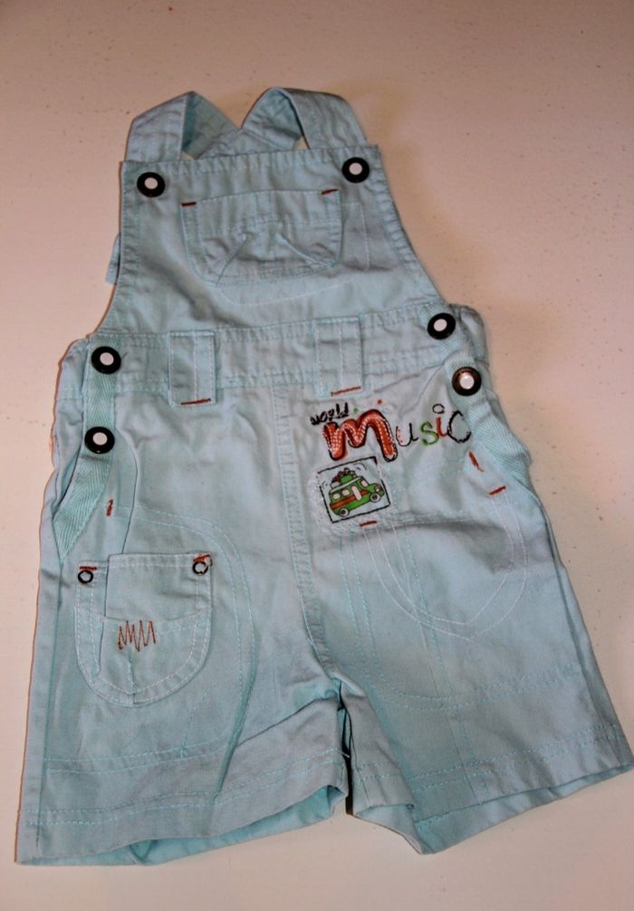 Lot 3 mois shorts tee-shirts salopettes - photo numéro 6