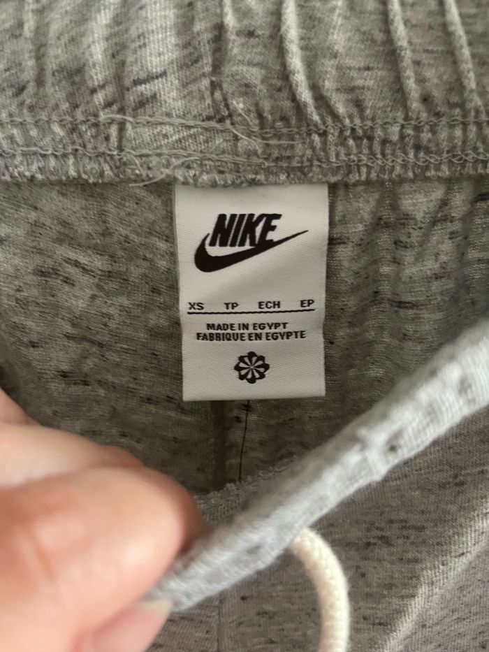 pantalon jogging Nike femme  taille XS - photo numéro 2