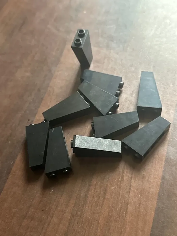 10 Lego Slope, Inverted 75 2 x 1 x 3, ref 2449 Black - photo numéro 3