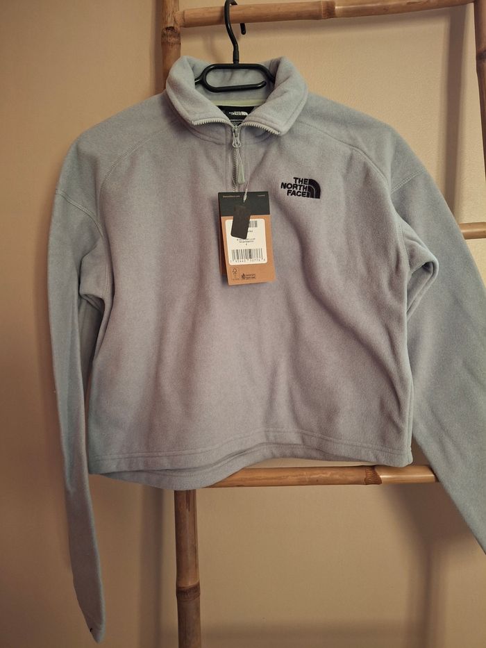 Polaire The North Face femme grise 🩶 | Taille M | Neuve avec étiquette - photo numéro 2
