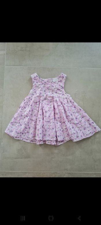Robe sans manches dos nu