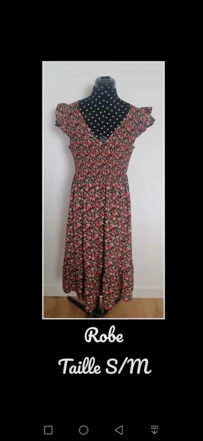 Robe longue à fleurs noir rouge Taille S/M
