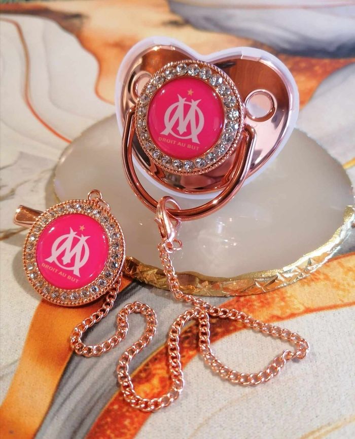 Sucette tétine olympique de Marseille rose gold - photo numéro 2