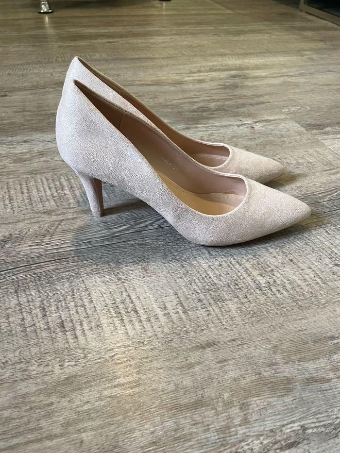 Escarpins en velours rose irisé - photo numéro 4