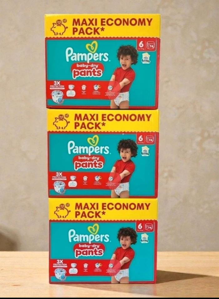 222 Couche Pampers taille 6 pants lot de 3 cartons